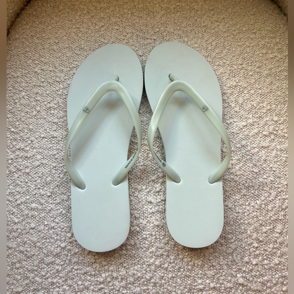 Benetton Flip Flops
